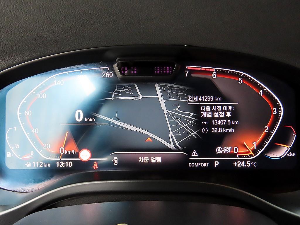 BMW X4 — photo 09