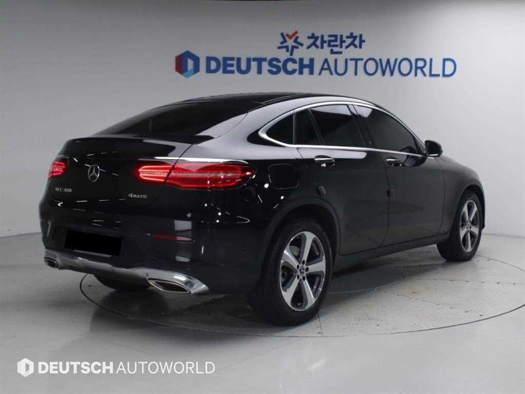 Mercedes-Benz GLC-Class — photo 02