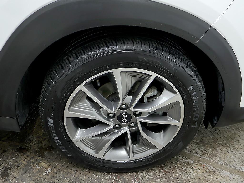 Hyundai Tucson — photo 08