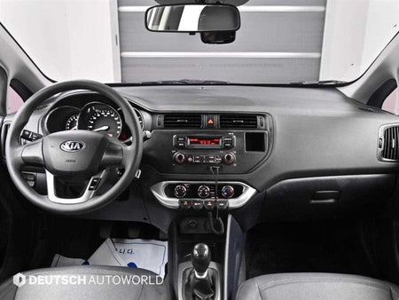 Kia pride — photo 07