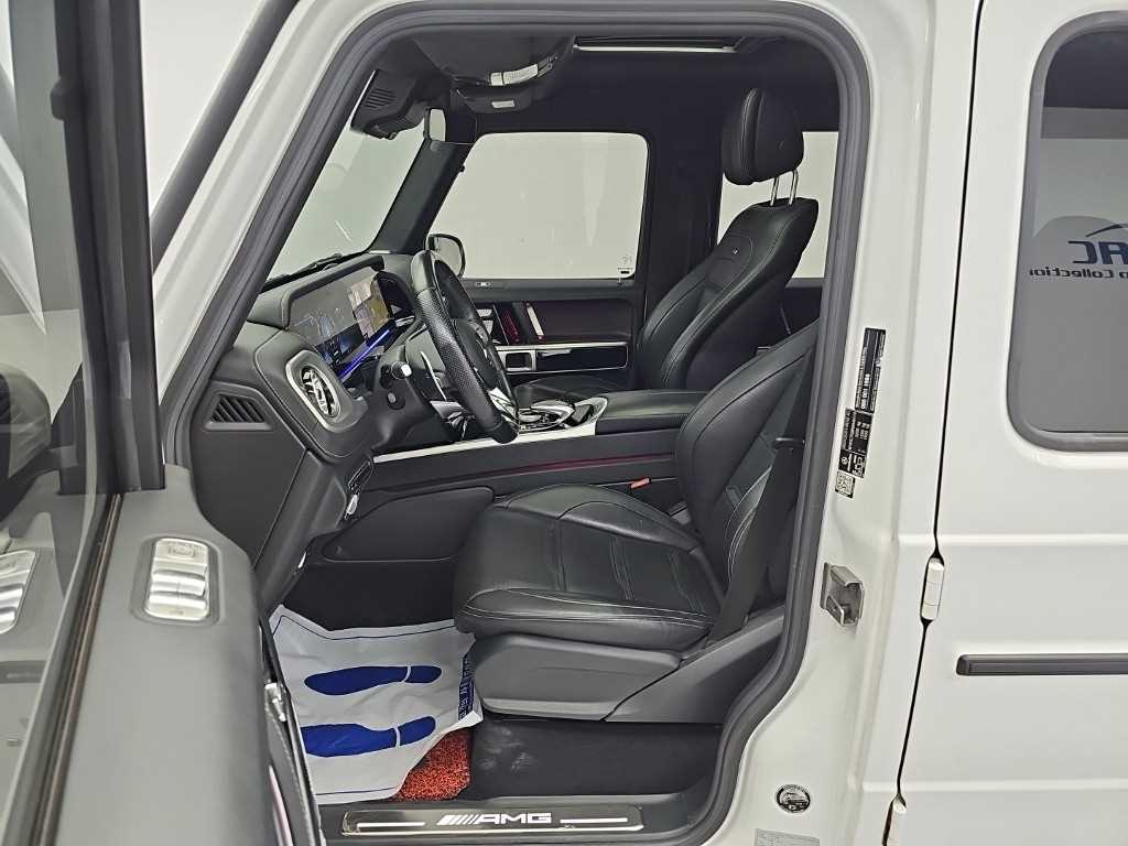 Mercedes-Benz G-Class — photo 11
