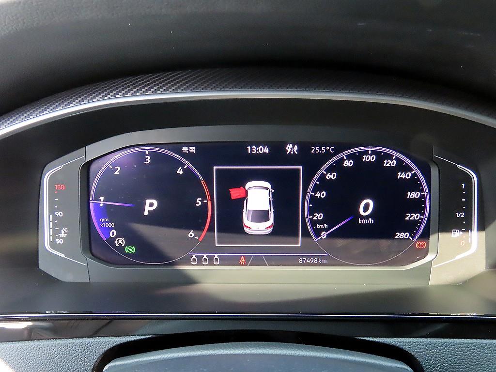 Volkswagen Arteon — photo 09