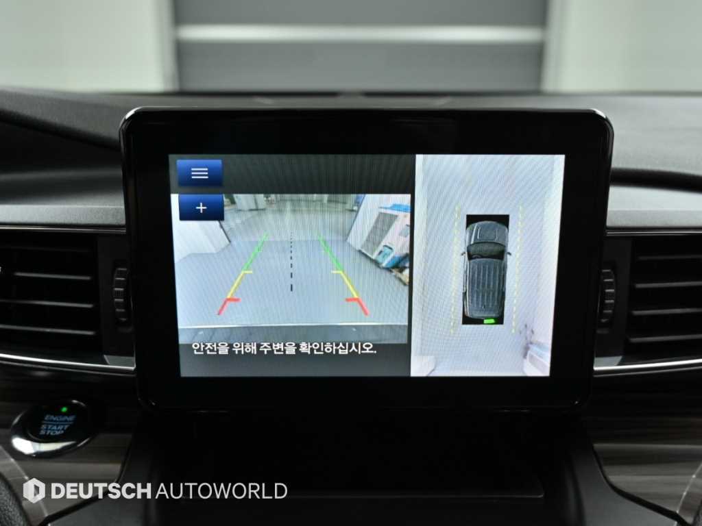 Ford Explorer — photo 15