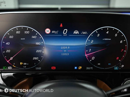 Mercedes-Benz E-Class — photo 07