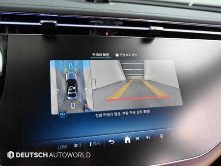 Mercedes-Benz E-Class — photo 14