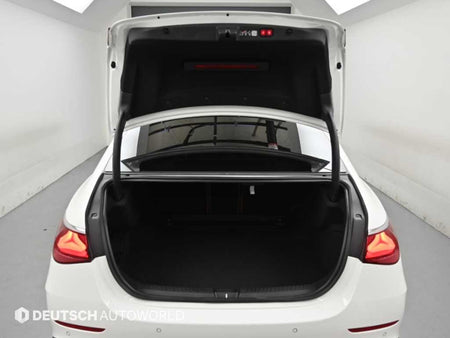 Mercedes-Benz E-Class — photo 18