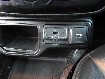 Jeep Renegade — photo 12