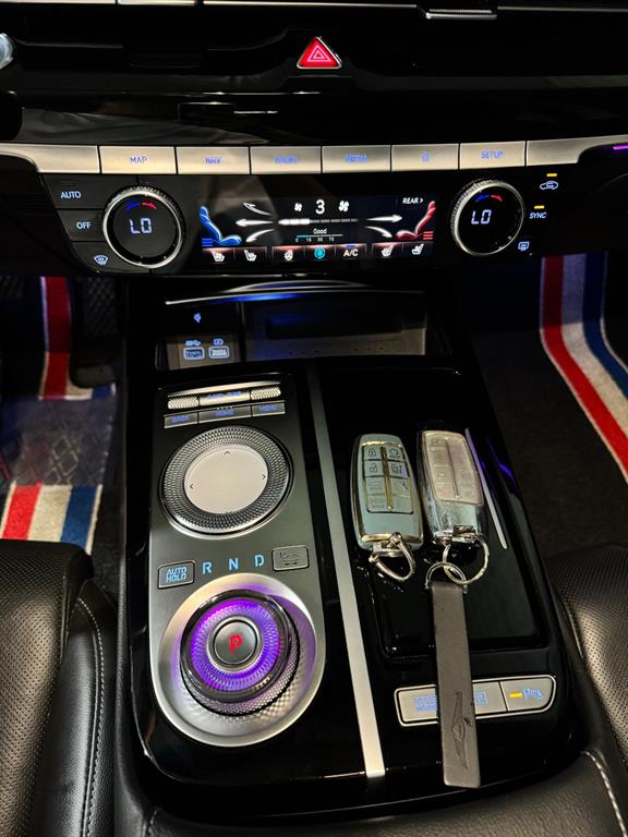 Genesis G80 — photo 15