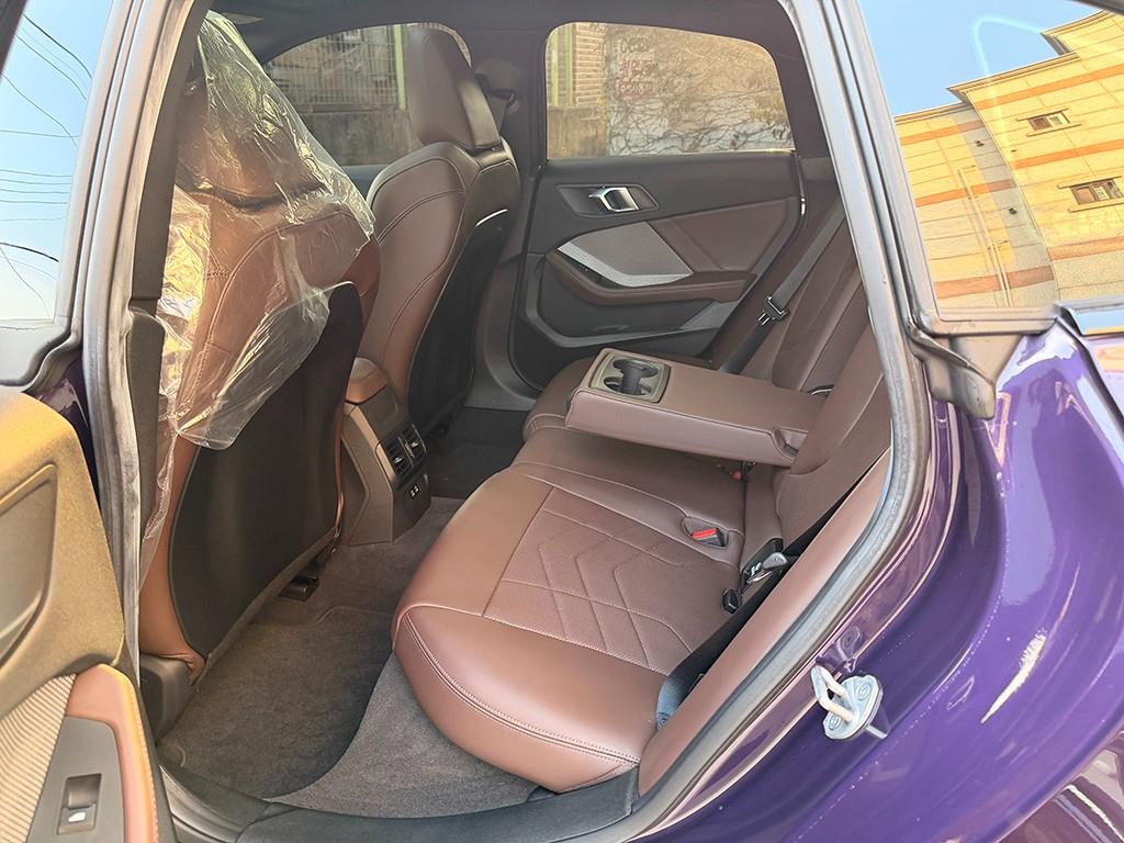 BMW 2-Series — photo 14
