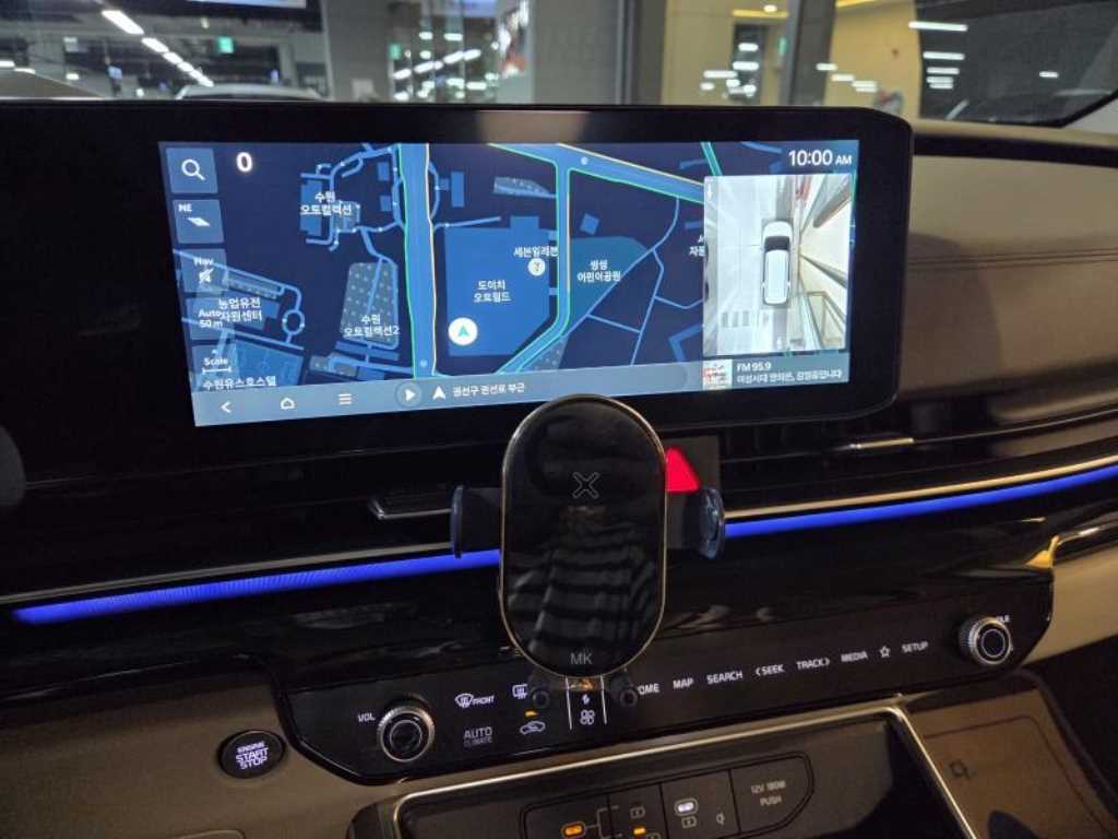 Kia Carnival — photo 14