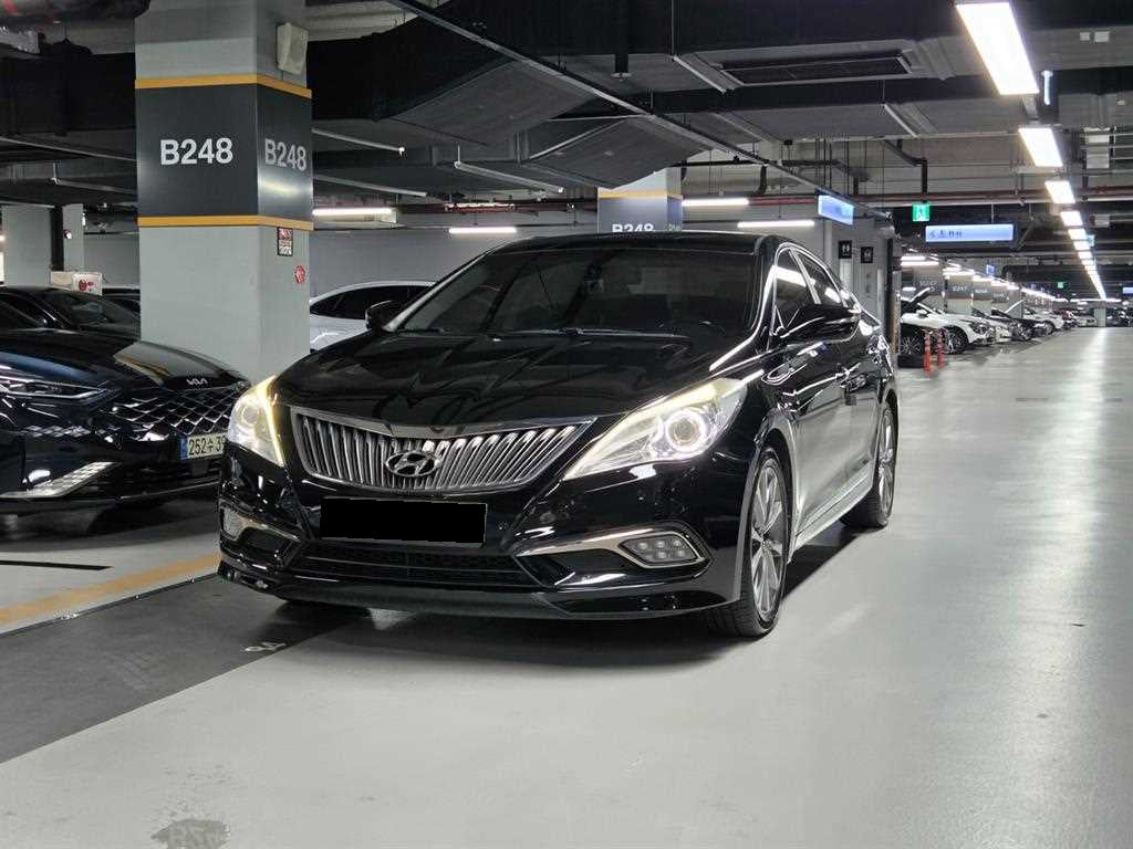 Hyundai Grandeur — photo 01
