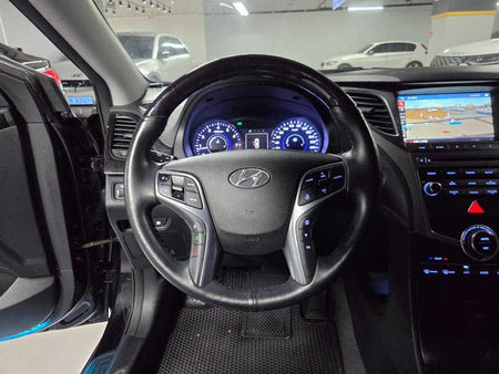 Hyundai Grandeur — photo 11