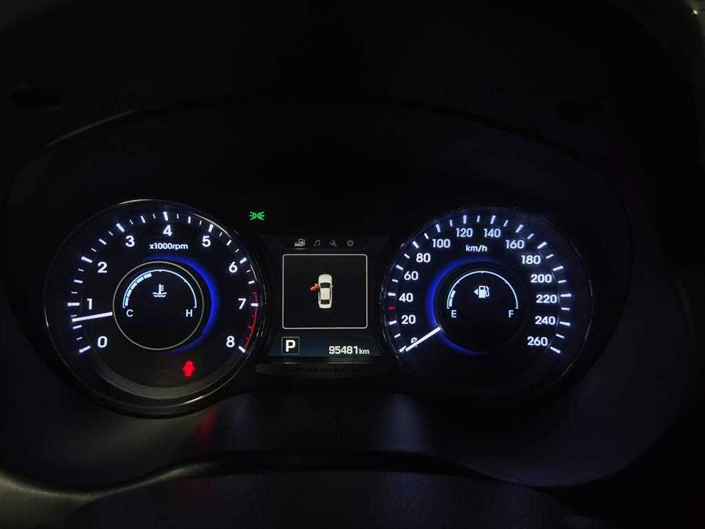 Hyundai Grandeur — photo 12