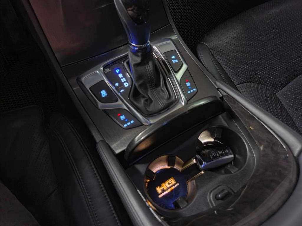 Hyundai Grandeur — photo 13