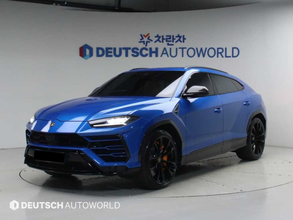 Lamborghini Urus — photo 02