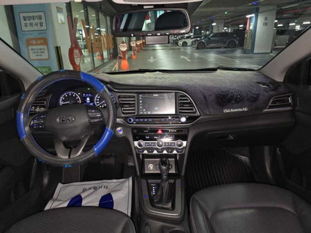 Hyundai Avante — photo 06