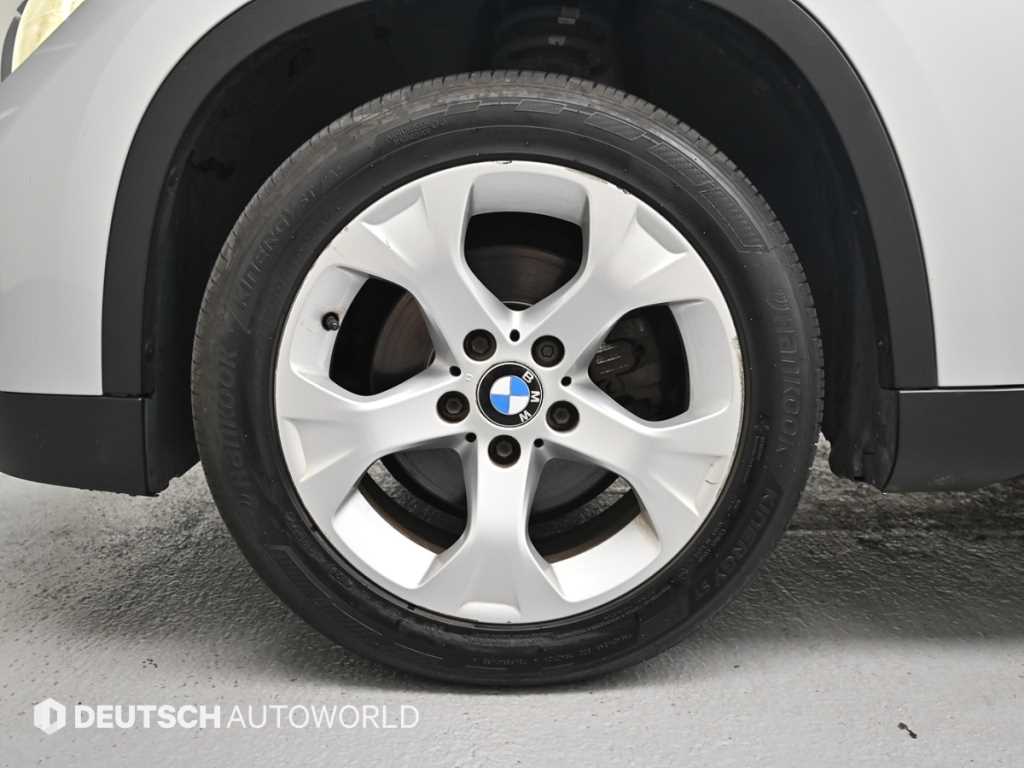 BMW X1 — photo 05