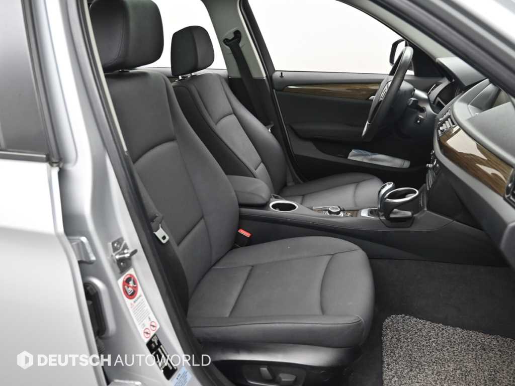 BMW X1 — photo 10