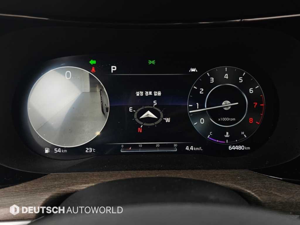 Kia K5 — photo 08