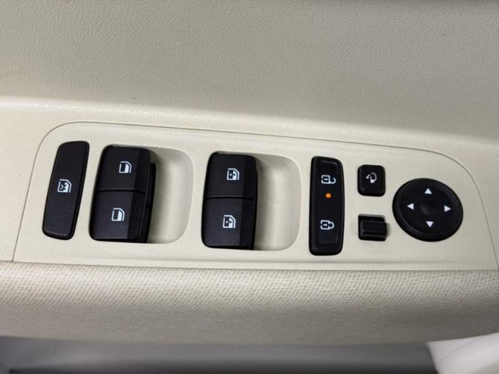 Hyundai Casper — photo 16