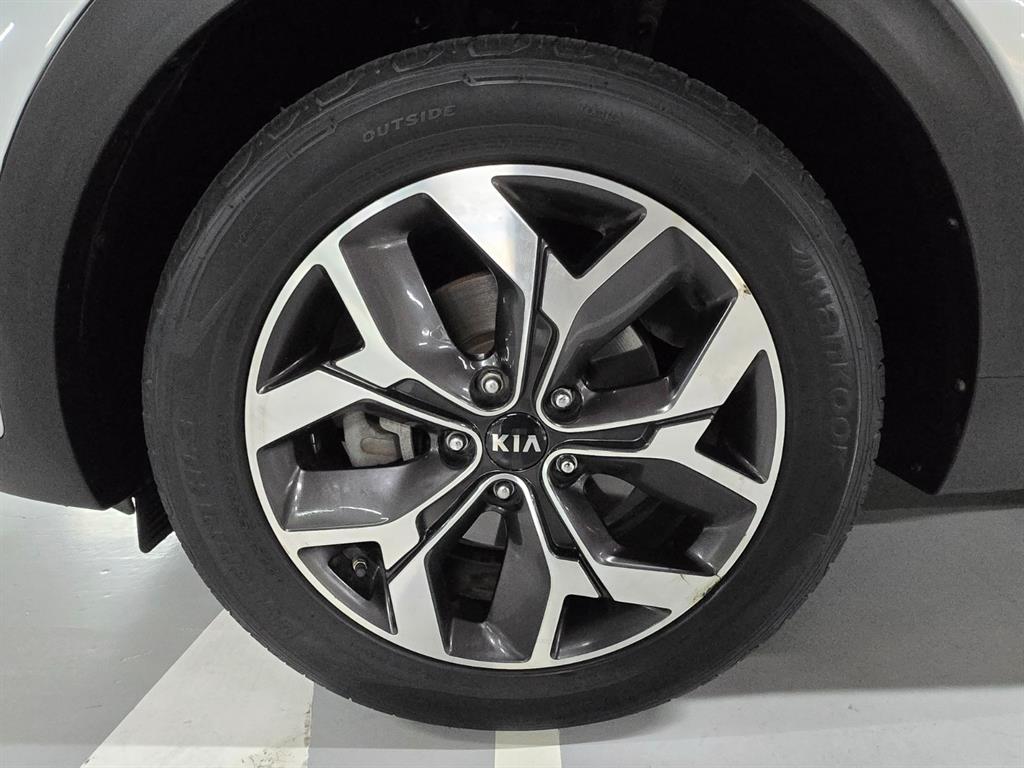 Kia Sportage — photo 19
