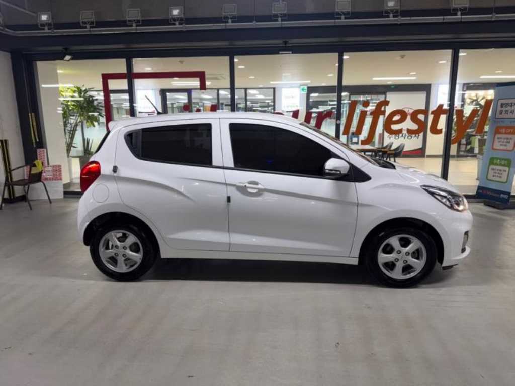 CHEVROLET Spark — photo 03