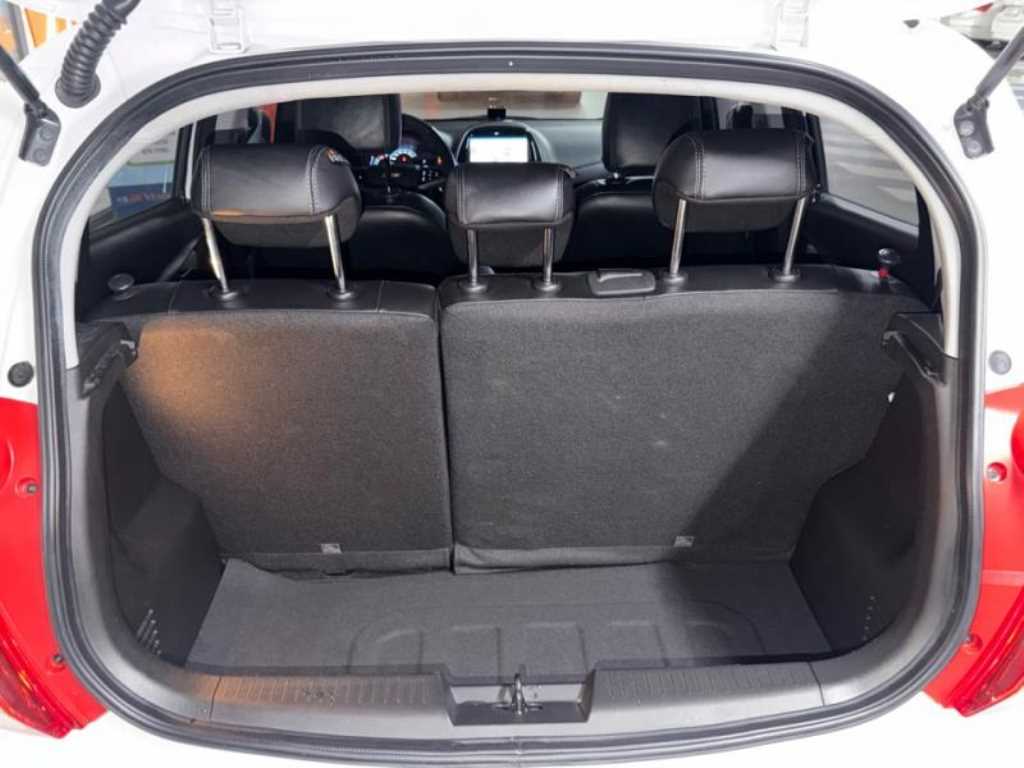 CHEVROLET Spark — photo 17