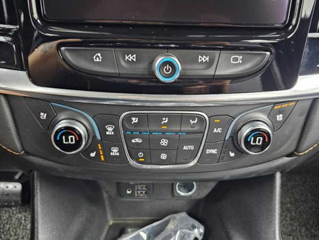 CHEVROLET Traverse — photo 16