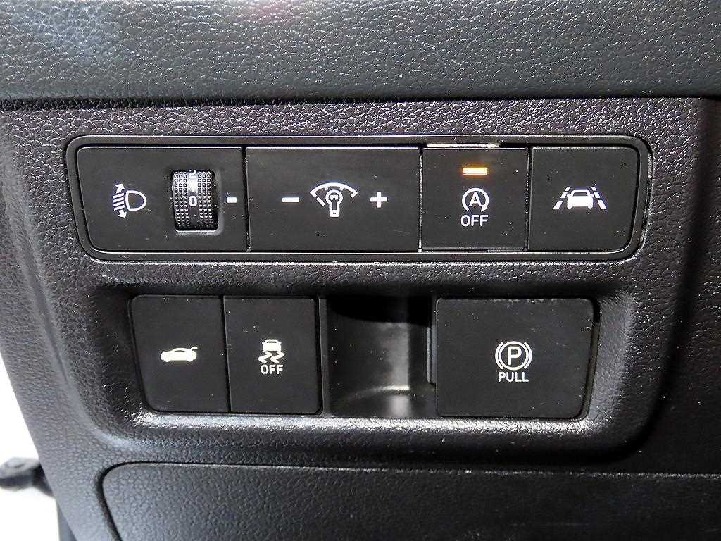 Hyundai Sonata — photo 12