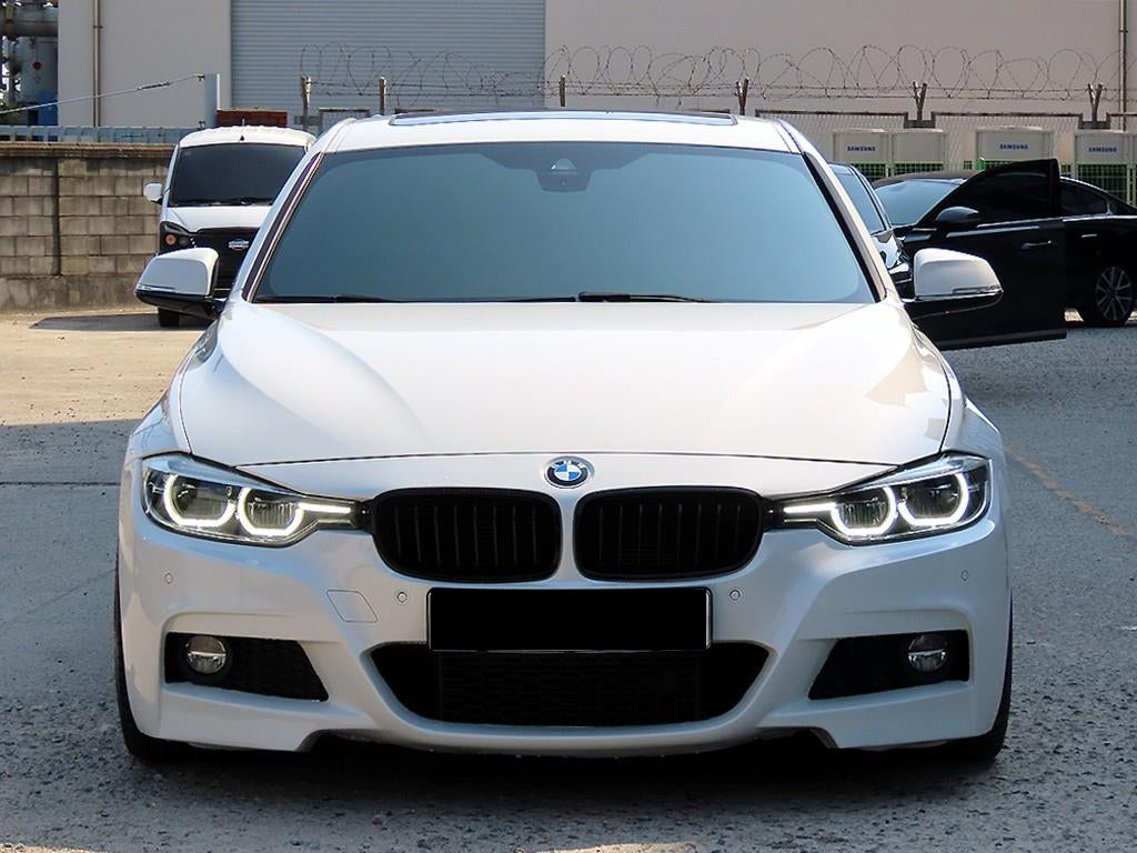 BMW 3-Series — photo 01