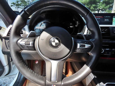 BMW 3-Series — photo 08