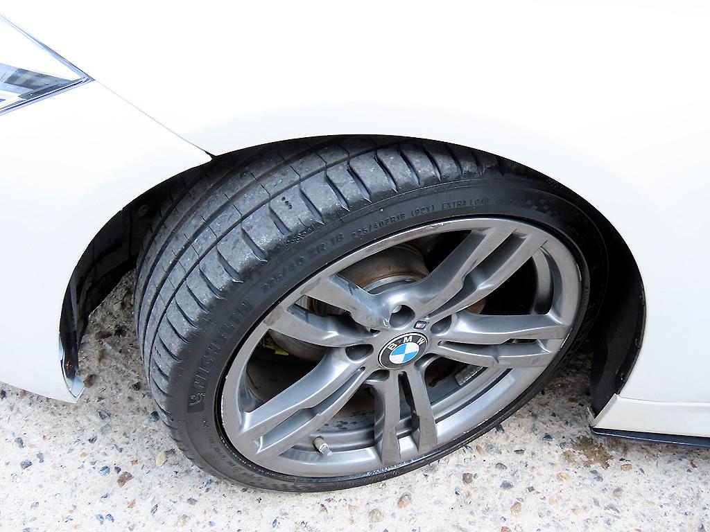 BMW 3-Series — photo 20