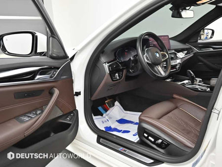 BMW 5-Series — photo 11