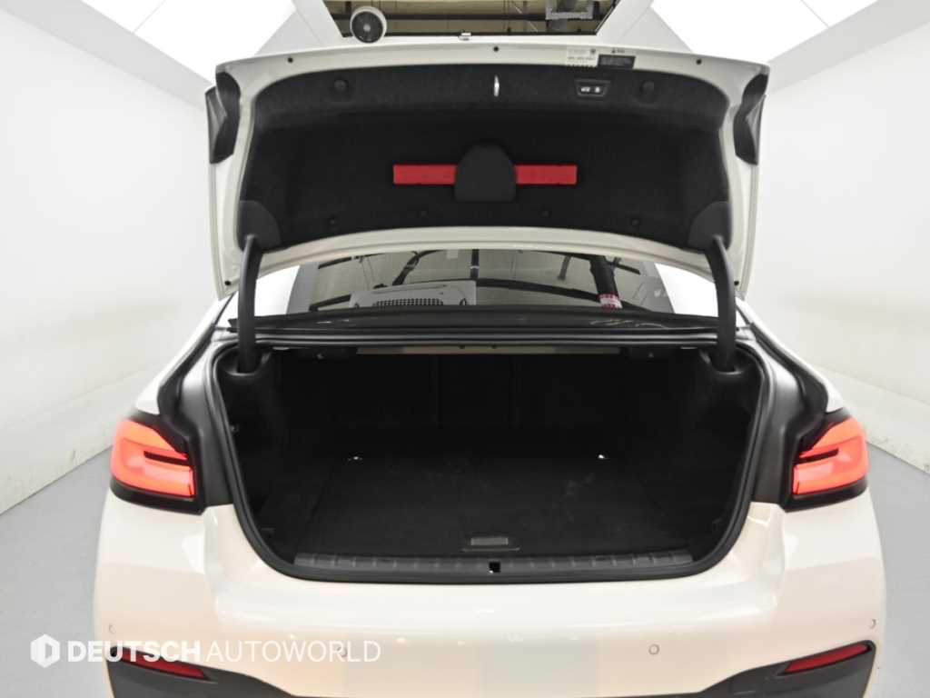 BMW 5-Series — photo 19