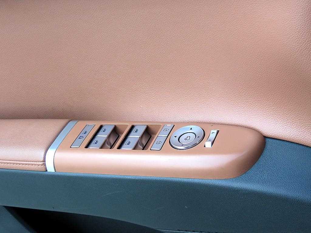 Hyundai Grandeur — photo 11