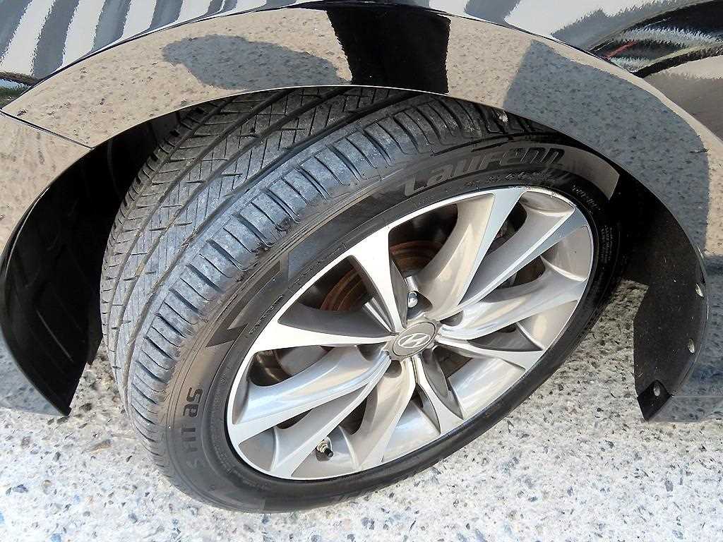Hyundai Grandeur — photo 03