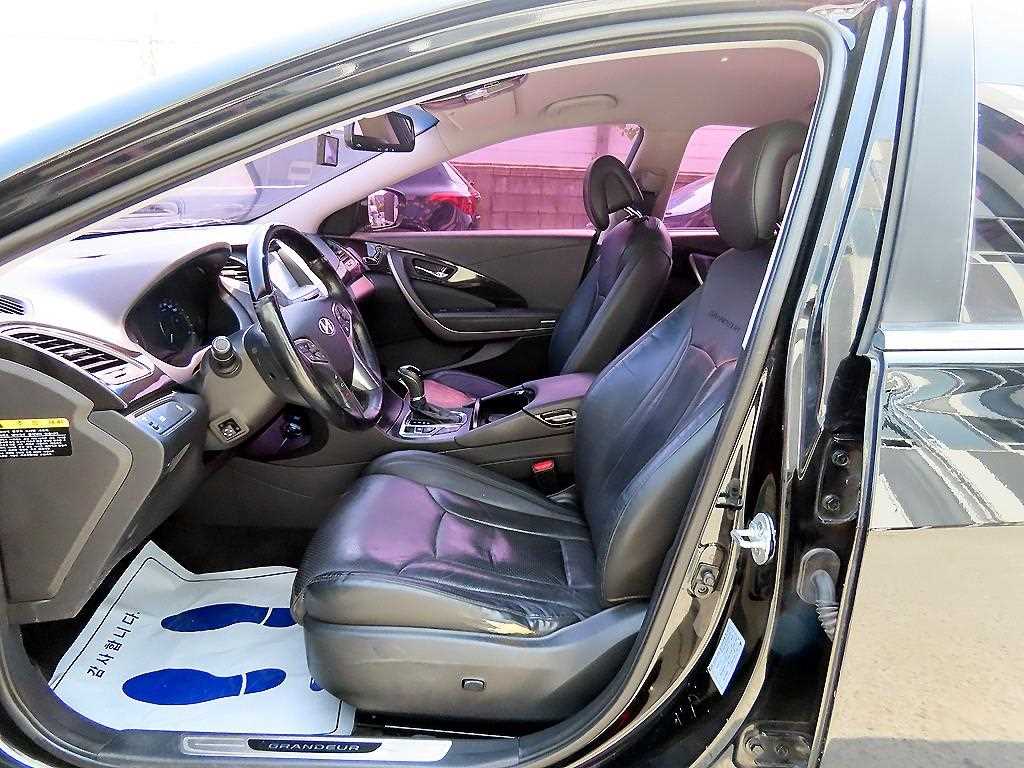 Hyundai Grandeur — photo 06