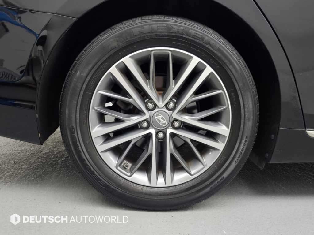 Hyundai Grandeur — photo 06