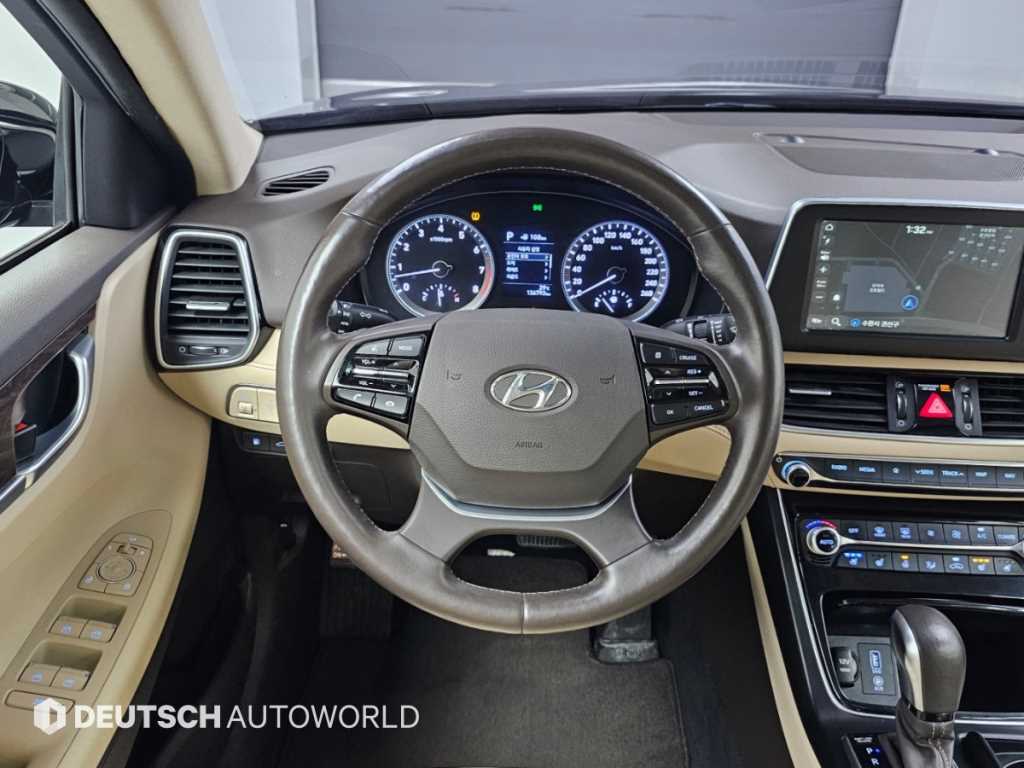 Hyundai Grandeur — photo 13