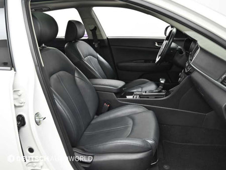 Kia K5 — photo 10