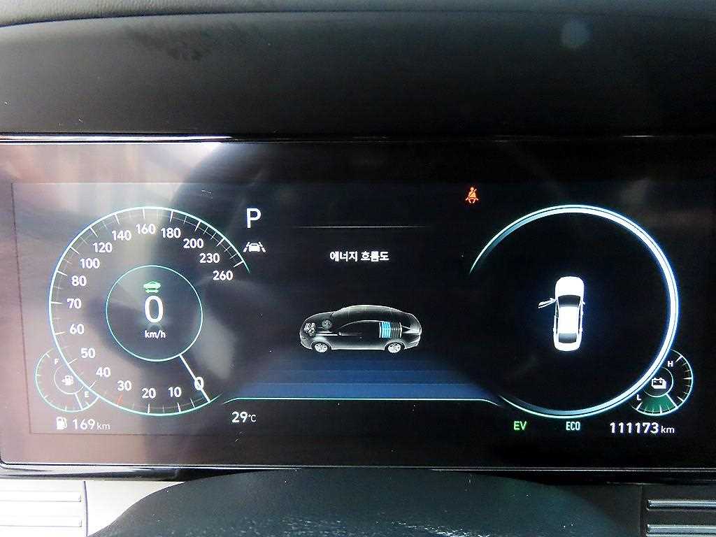 Hyundai Grandeur — photo 10