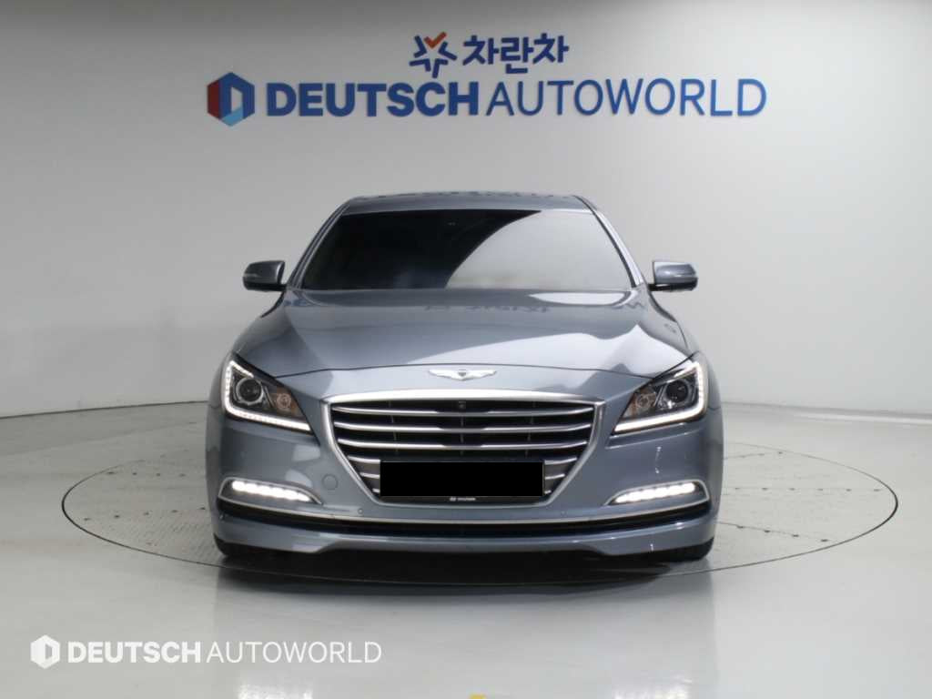 Hyundai Genesis — photo 03