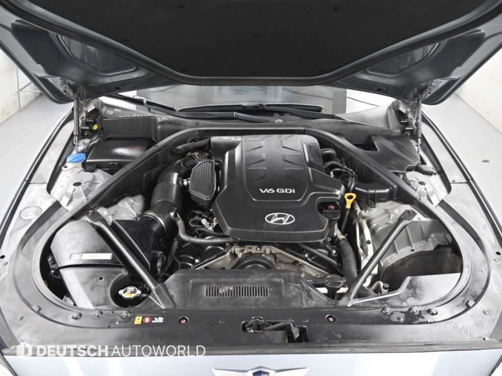 Hyundai Genesis — photo 06