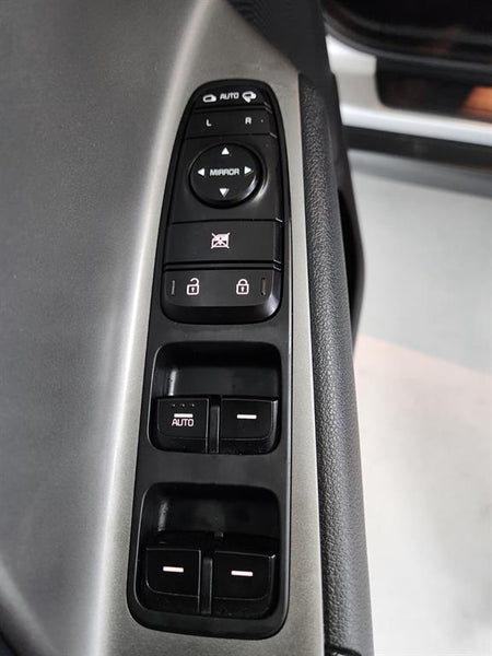Kia Niro — photo 16