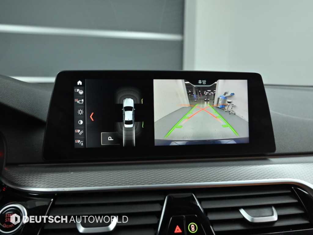 BMW 5-Series — photo 15