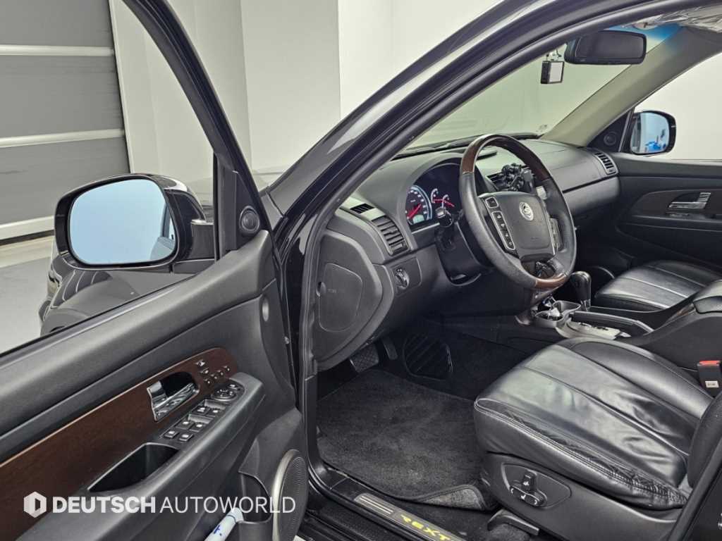 KGM Rexton — photo 11