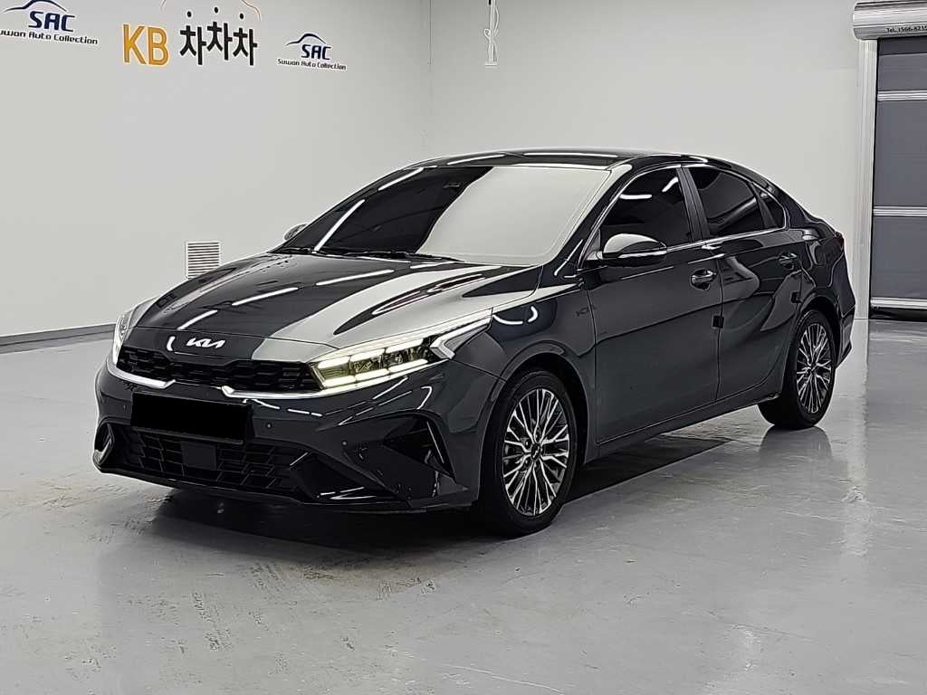 Kia K3 — photo 01