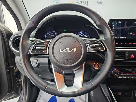 Kia K3 — photo 09