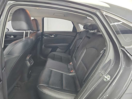 Kia K3 — photo 12