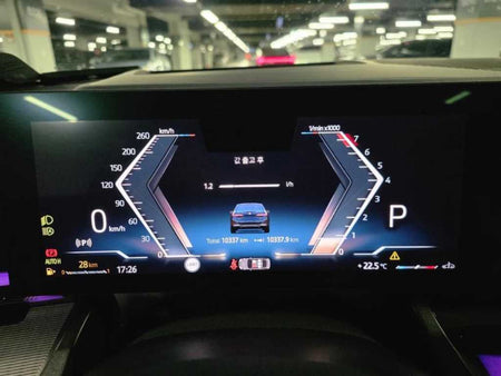 BMW 5-Series — photo 09
